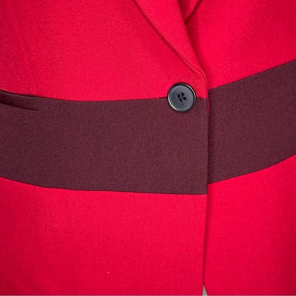 Anne Klein Red Blazer Notched Lapels Fitted Silhouette contrasting waist band 12 - Picture 6 of 16